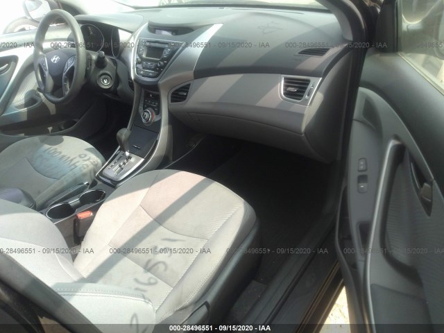 Photo 4 VIN: 5NPDH4AE7DH412548 - HYUNDAI ELANTRA 