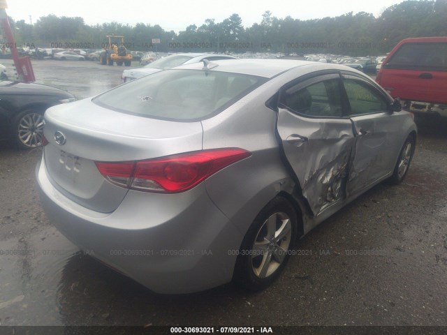 Photo 3 VIN: 5NPDH4AE7DH415787 - HYUNDAI ELANTRA 