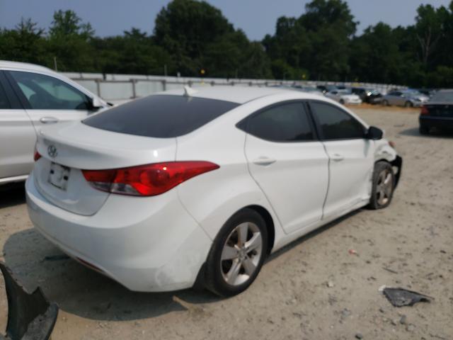 Photo 3 VIN: 5NPDH4AE7DH448241 - HYUNDAI ELANTRA GL 