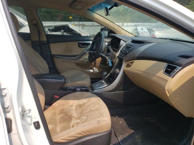 Photo 4 VIN: 5NPDH4AE7DH448241 - HYUNDAI ELANTRA GL 