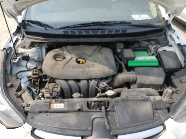 Photo 6 VIN: 5NPDH4AE7DH448241 - HYUNDAI ELANTRA GL 