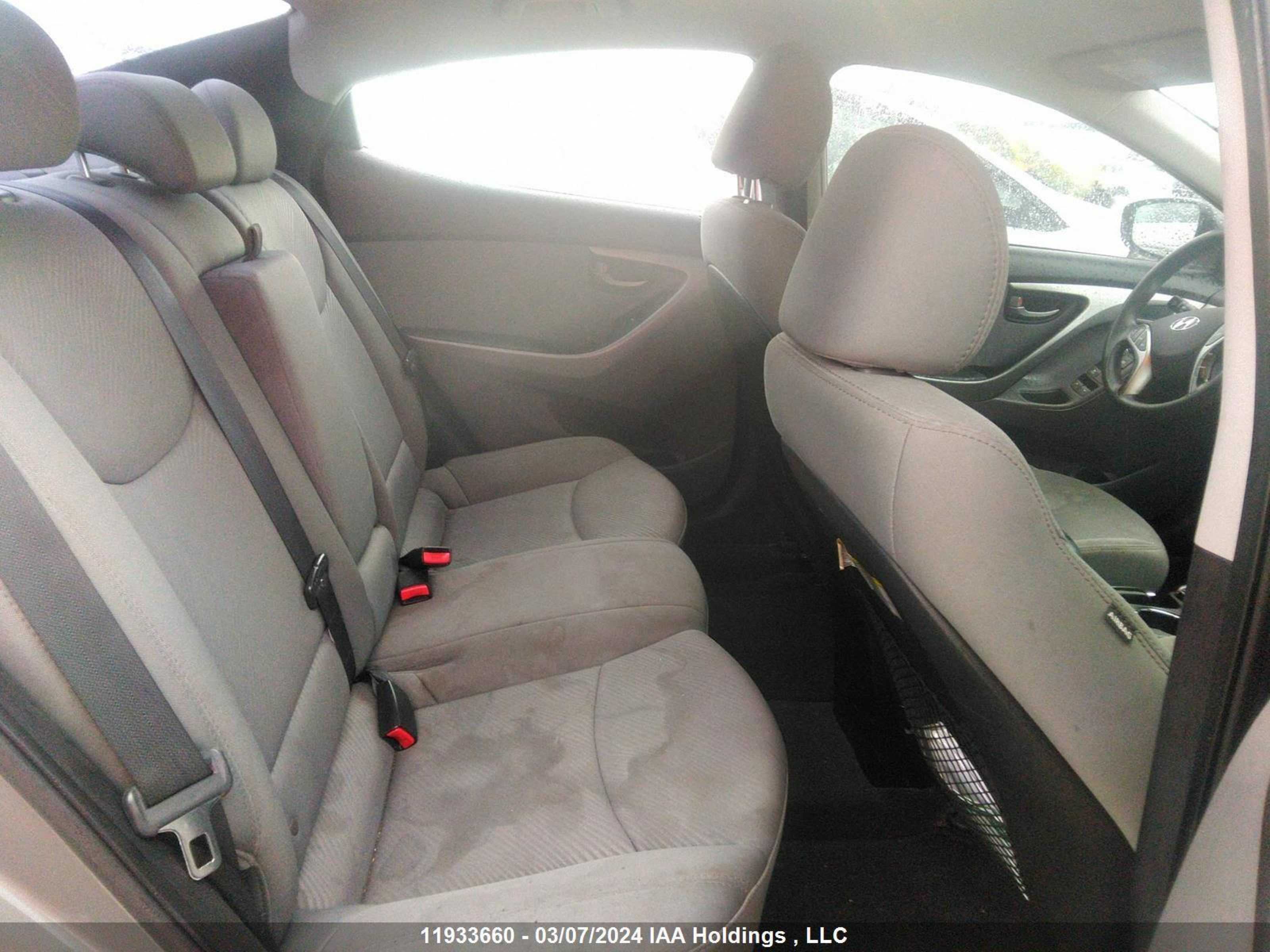 Photo 7 VIN: 5NPDH4AE7DH448949 - HYUNDAI ELANTRA 