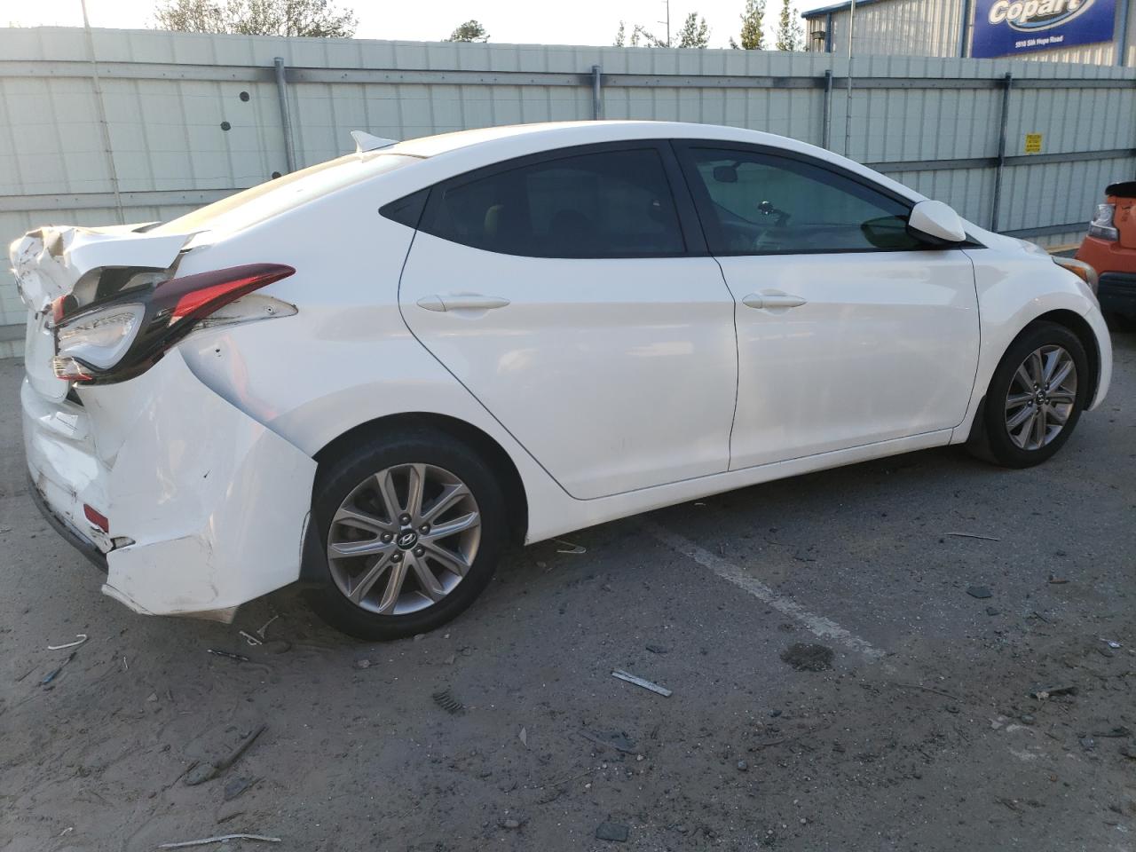 Photo 2 VIN: 5NPDH4AE7EH462299 - HYUNDAI ELANTRA 