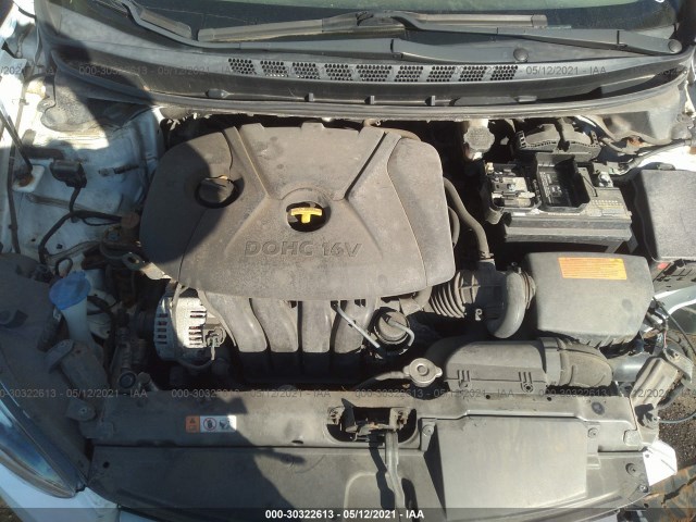 Photo 9 VIN: 5NPDH4AE7EH463260 - HYUNDAI ELANTRA 