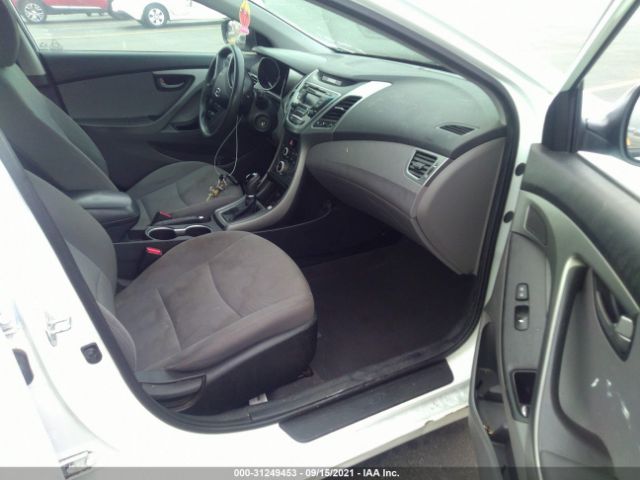 Photo 4 VIN: 5NPDH4AE7EH475862 - HYUNDAI ELANTRA 