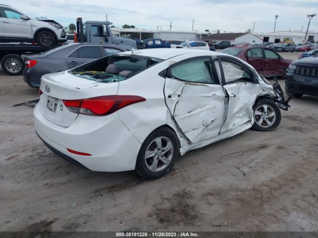 Photo 3 VIN: 5NPDH4AE7EH476557 - HYUNDAI ELANTRA 