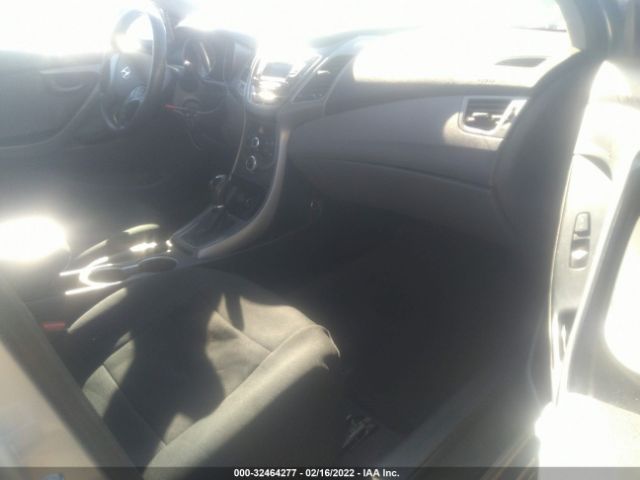 Photo 4 VIN: 5NPDH4AE7EH477692 - HYUNDAI ELANTRA 