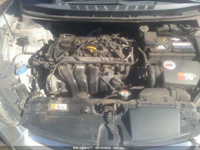 Photo 9 VIN: 5NPDH4AE7EH477692 - HYUNDAI ELANTRA 