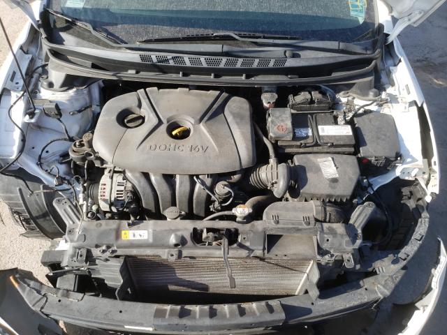 Photo 6 VIN: 5NPDH4AE7EH503417 - HYUNDAI ELANTRA SE 