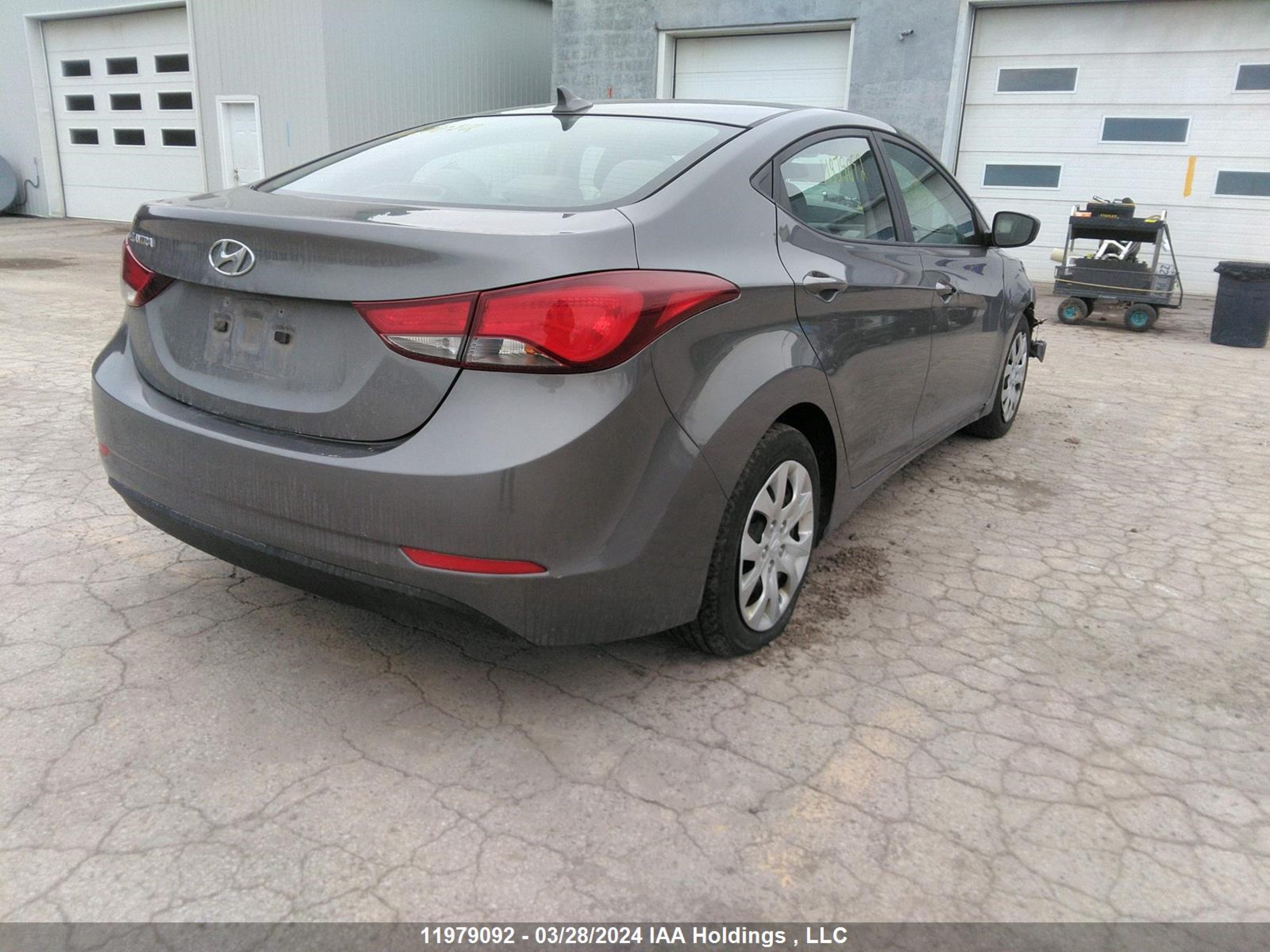 Photo 3 VIN: 5NPDH4AE7EH512358 - HYUNDAI ELANTRA 