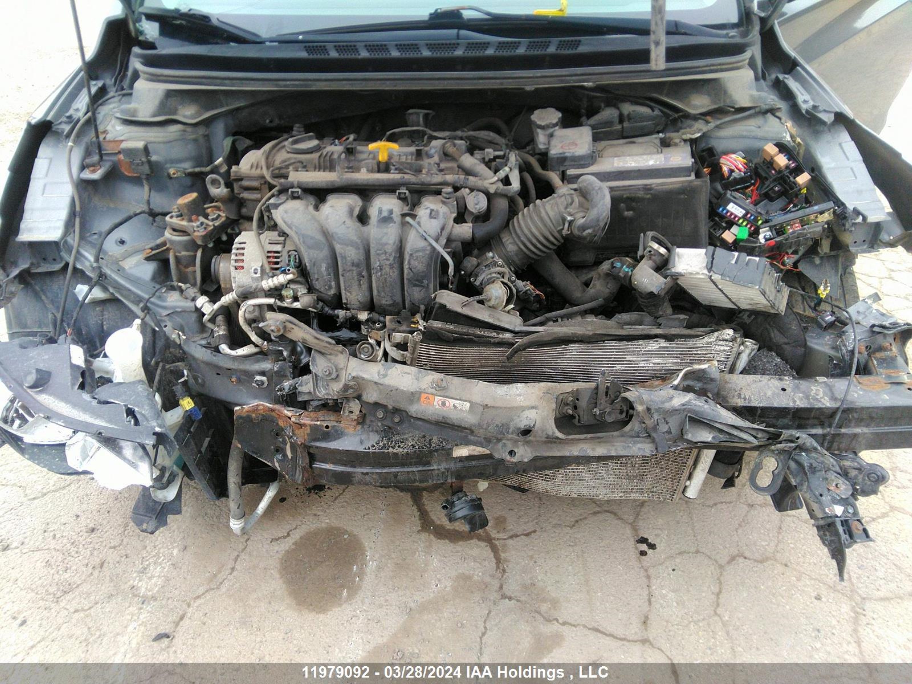 Photo 9 VIN: 5NPDH4AE7EH512358 - HYUNDAI ELANTRA 