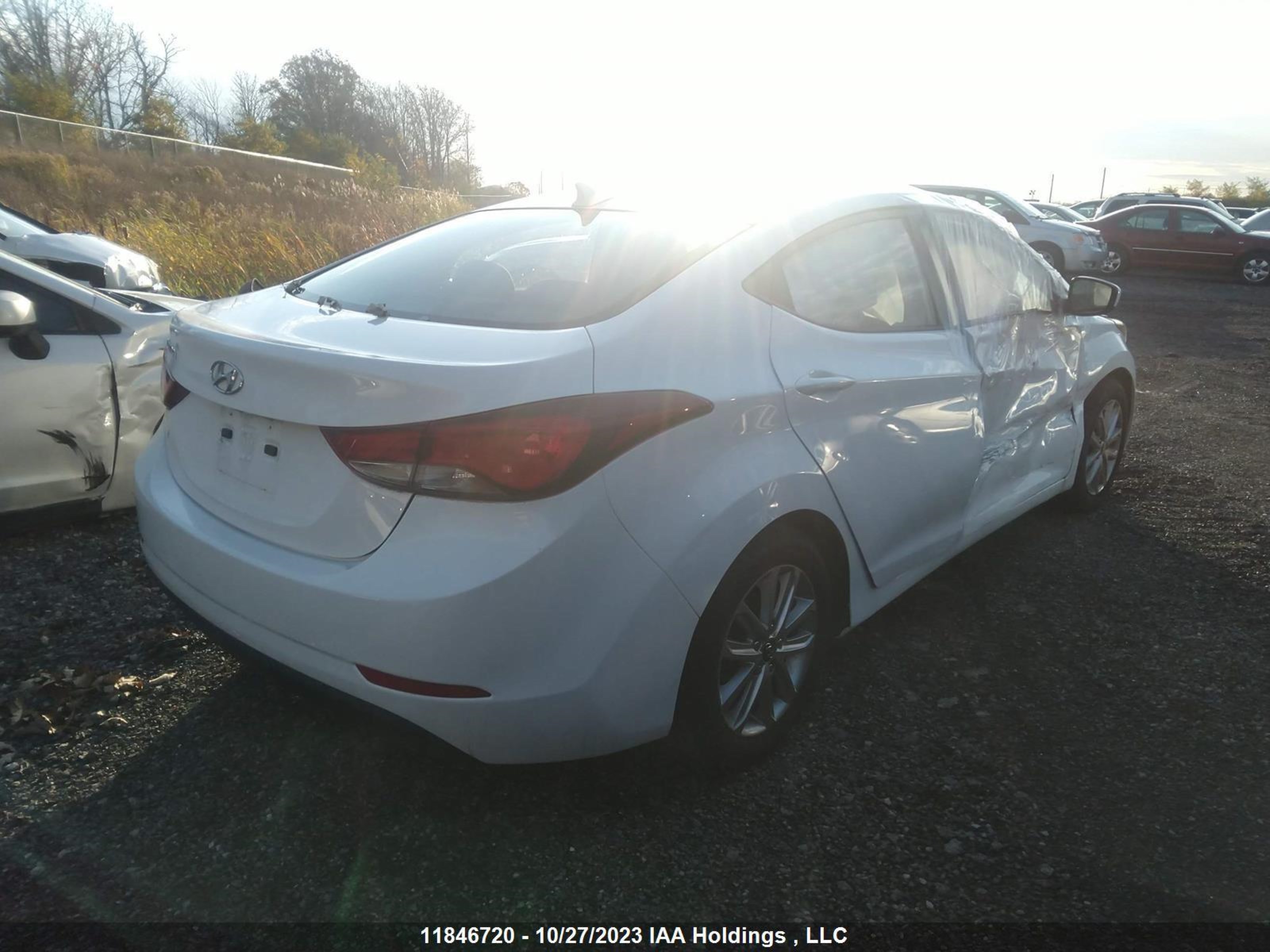 Photo 3 VIN: 5NPDH4AE7EH523389 - HYUNDAI ELANTRA 