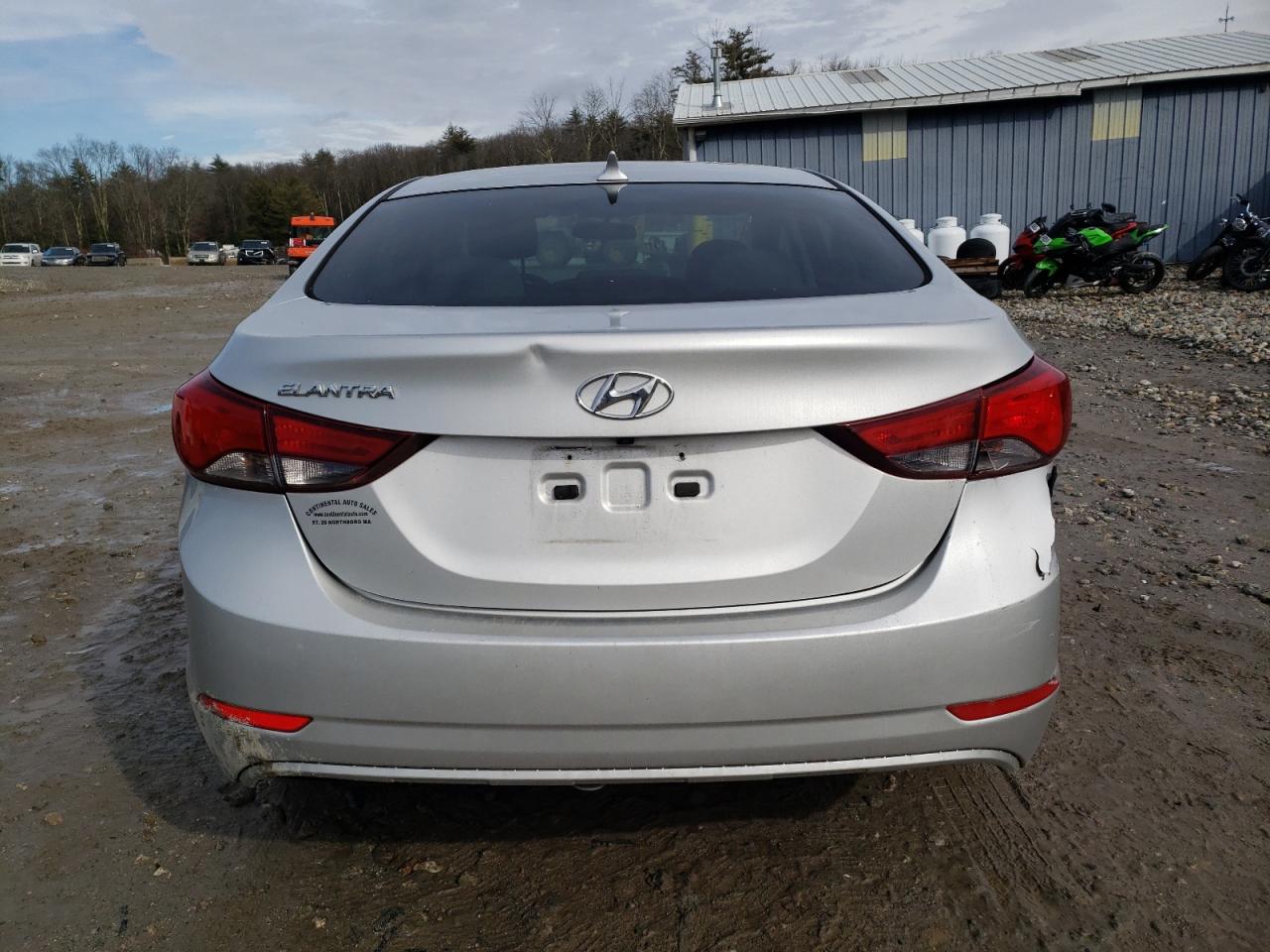 Photo 5 VIN: 5NPDH4AE7FH547273 - HYUNDAI ELANTRA 