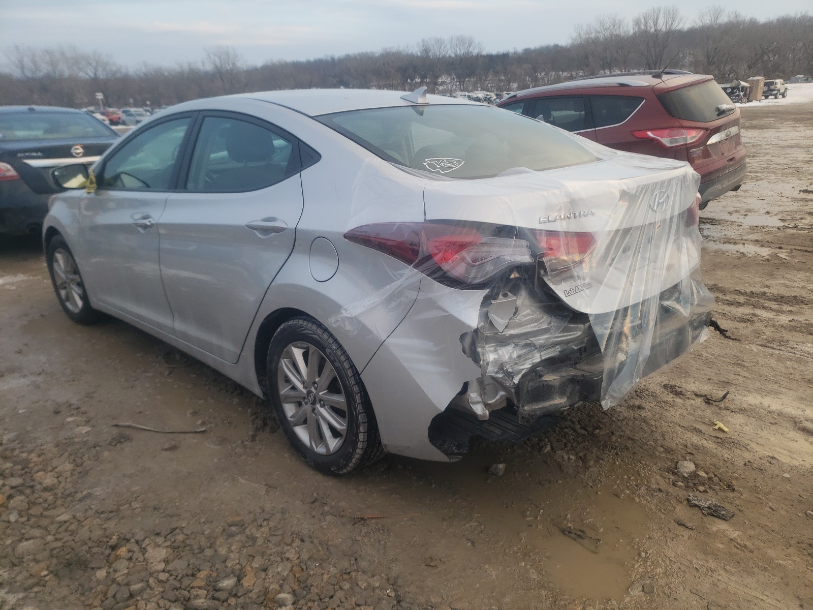 Photo 2 VIN: 5NPDH4AE7FH553493 - HYUNDAI ELANTRA SE 