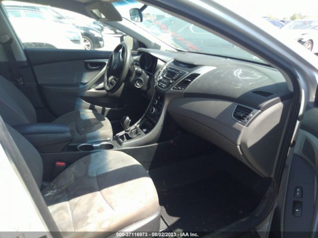 Photo 4 VIN: 5NPDH4AE7FH554398 - HYUNDAI ELANTRA 