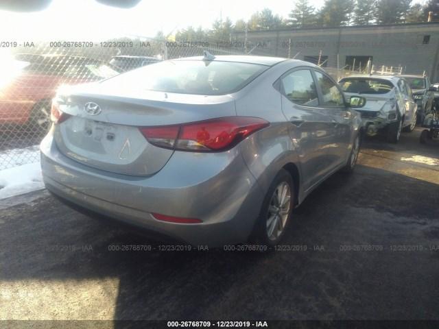 Photo 3 VIN: 5NPDH4AE7FH555888 - HYUNDAI ELANTRA 