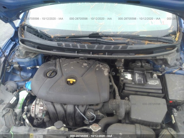 Photo 9 VIN: 5NPDH4AE7FH565319 - HYUNDAI ELANTRA 