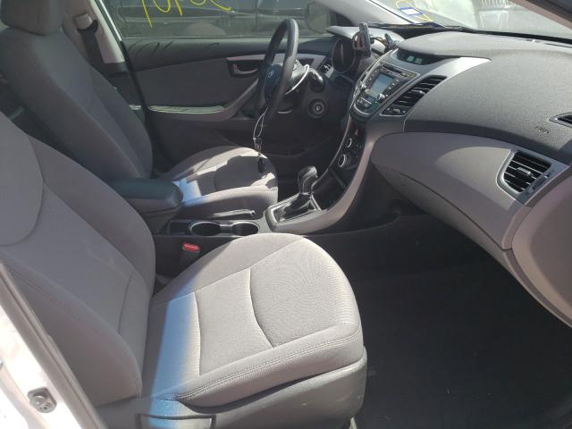 Photo 4 VIN: 5NPDH4AE7FH568222 - HYUNDAI ELANTRA SE 