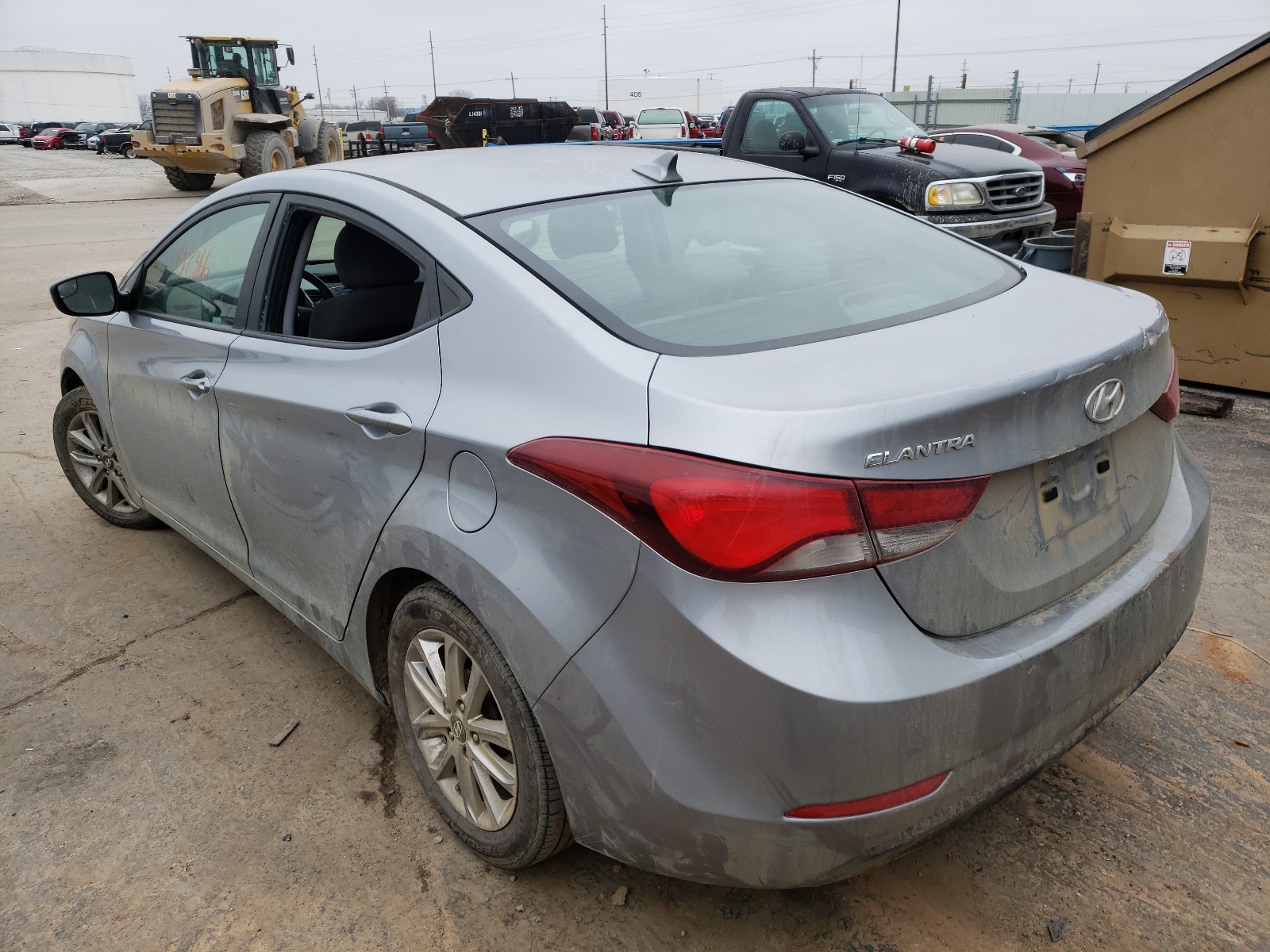 Photo 2 VIN: 5NPDH4AE7FH568883 - HYUNDAI ELANTRA SE 