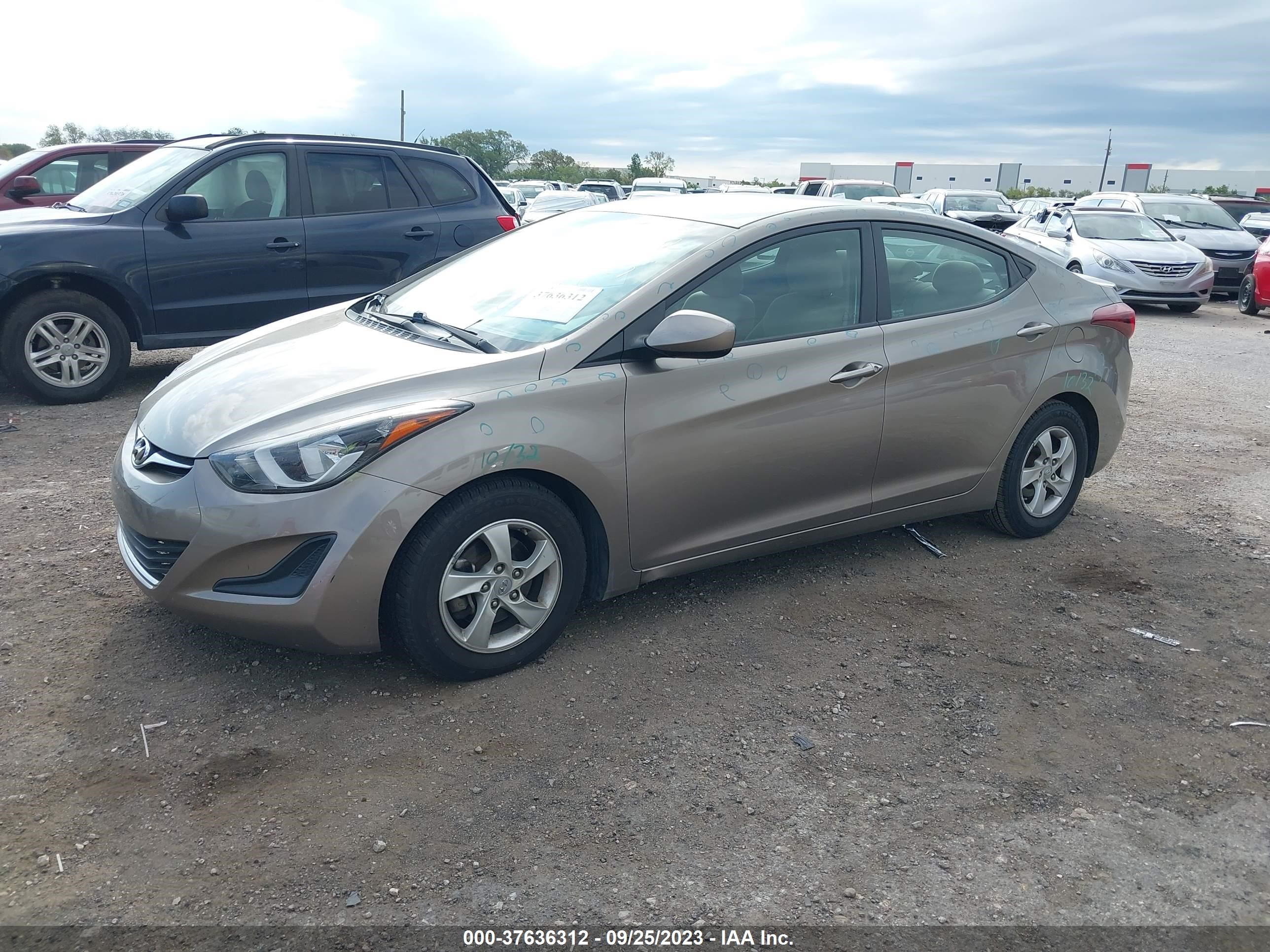 Photo 1 VIN: 5NPDH4AE7FH588499 - HYUNDAI ELANTRA 