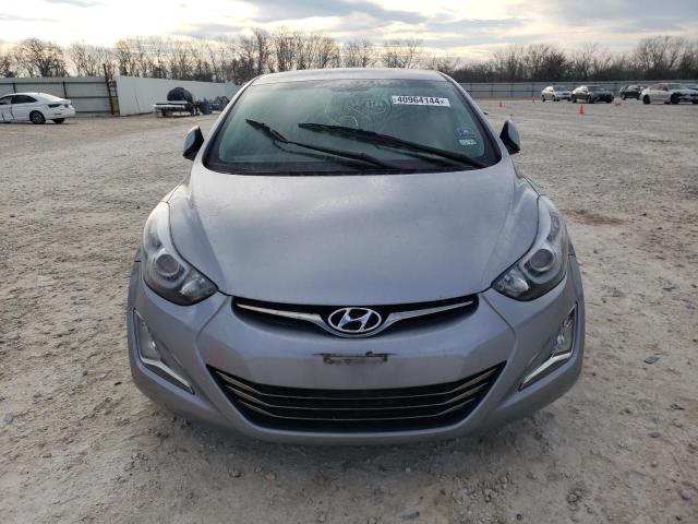 Photo 4 VIN: 5NPDH4AE7FH619752 - HYUNDAI ELANTRA 