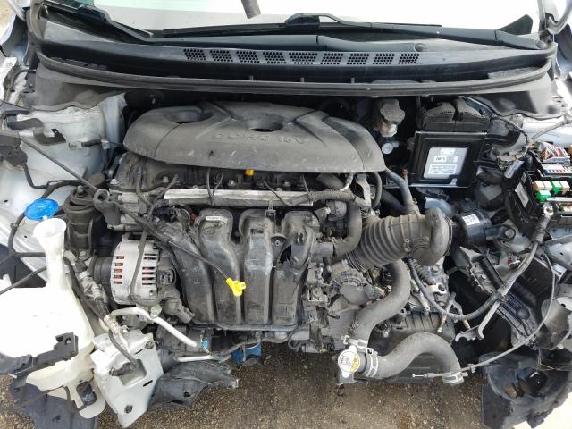 Photo 6 VIN: 5NPDH4AE7FH623543 - HYUNDAI ELANTRA SE 