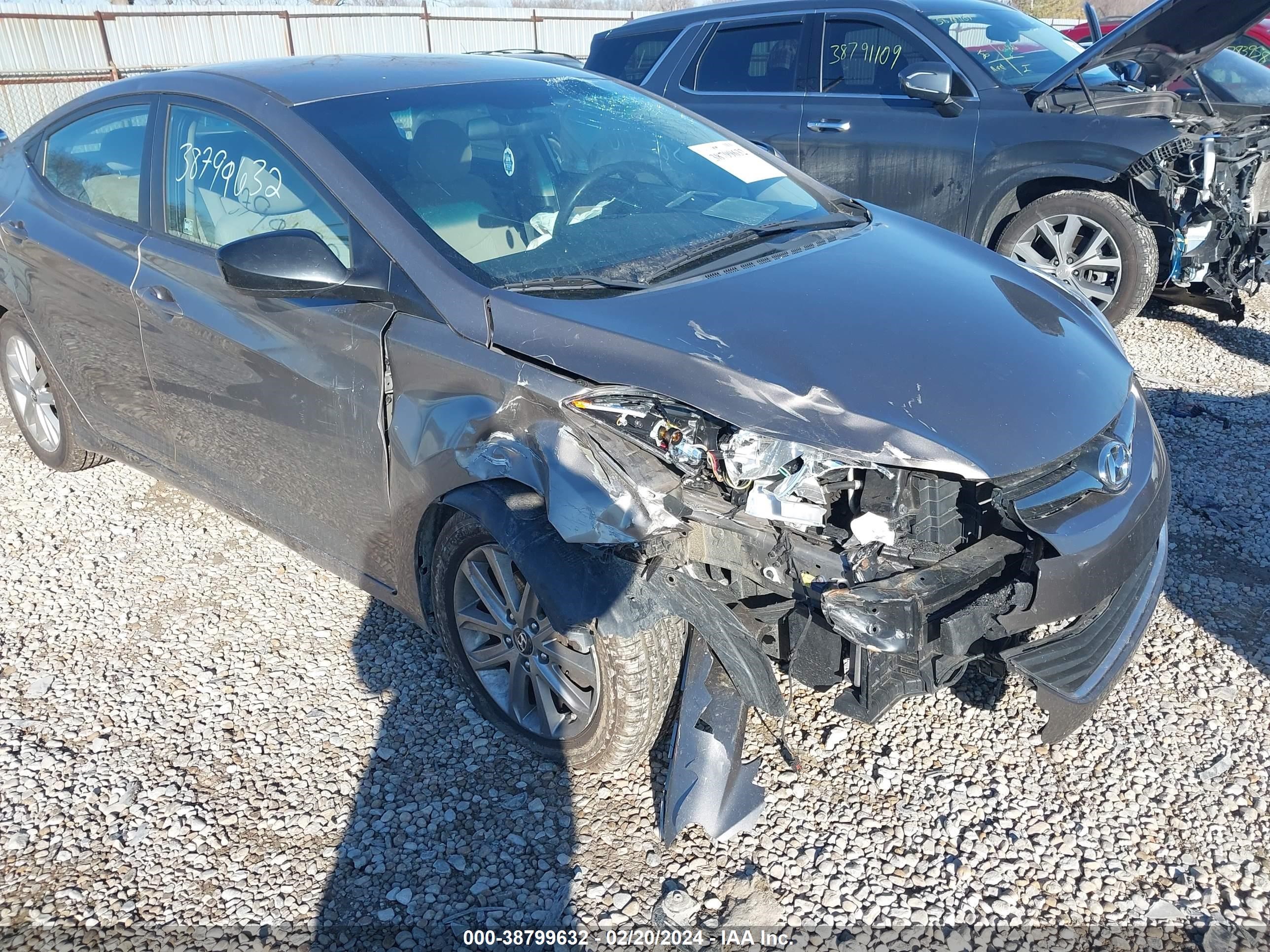 Photo 5 VIN: 5NPDH4AE7FH624689 - HYUNDAI ELANTRA 