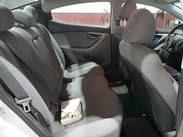 Photo 9 VIN: 5NPDH4AE7FH633215 - HYUNDAI ELANTRA SE 