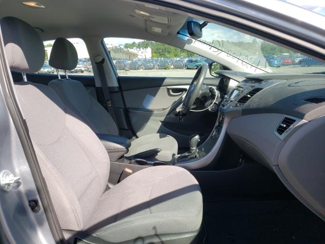 Photo 4 VIN: 5NPDH4AE7FH639273 - HYUNDAI ELANTRA SE 