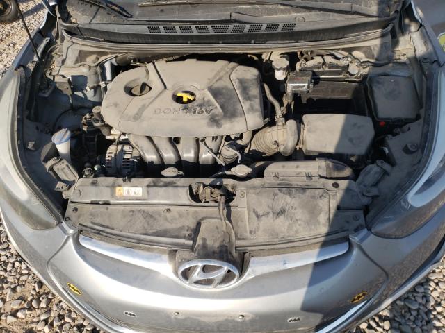 Photo 6 VIN: 5NPDH4AE7FH647986 - HYUNDAI ELANTRA SE 