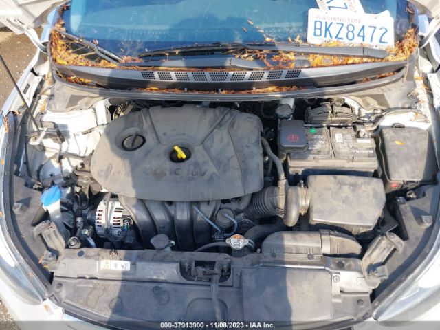 Photo 9 VIN: 5NPDH4AE7GH658620 - HYUNDAI ELANTRA 