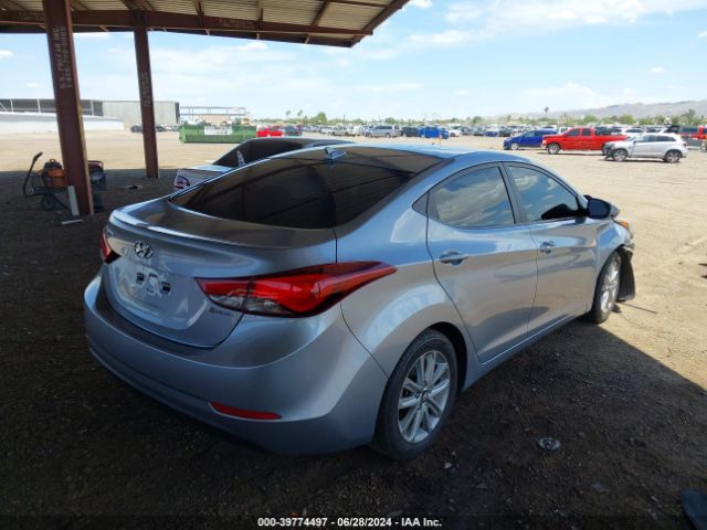 Photo 3 VIN: 5NPDH4AE7GH658679 - HYUNDAI ELANTRA 