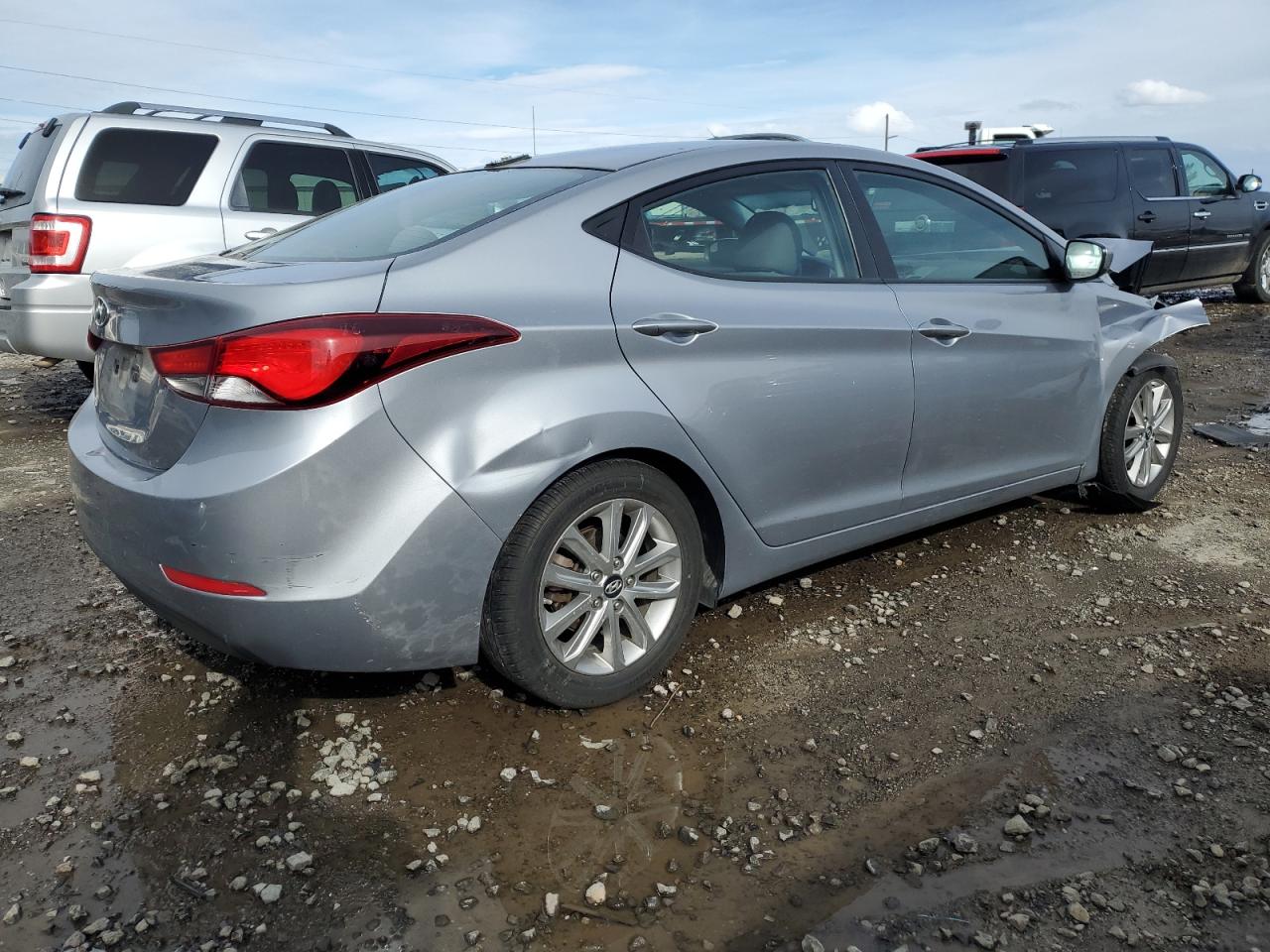 Photo 2 VIN: 5NPDH4AE7GH662246 - HYUNDAI ELANTRA 