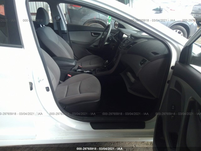 Photo 4 VIN: 5NPDH4AE7GH665132 - HYUNDAI ELANTRA 