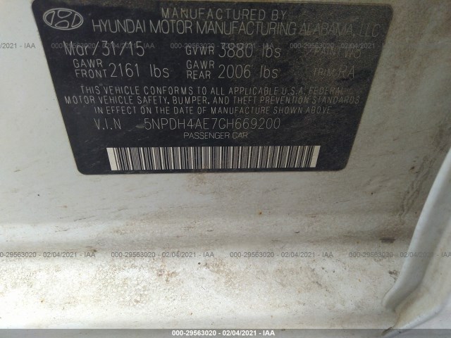 Photo 8 VIN: 5NPDH4AE7GH669200 - HYUNDAI ELANTRA 