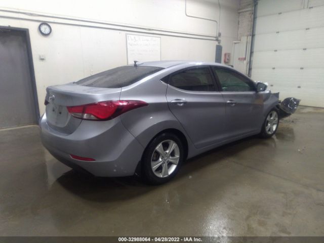 Photo 3 VIN: 5NPDH4AE7GH670931 - HYUNDAI ELANTRA 