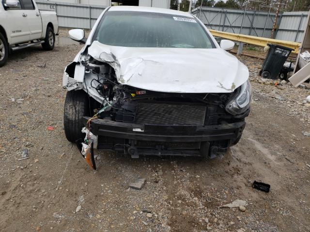 Photo 8 VIN: 5NPDH4AE7GH681508 - HYUNDAI ELANTRA SE 