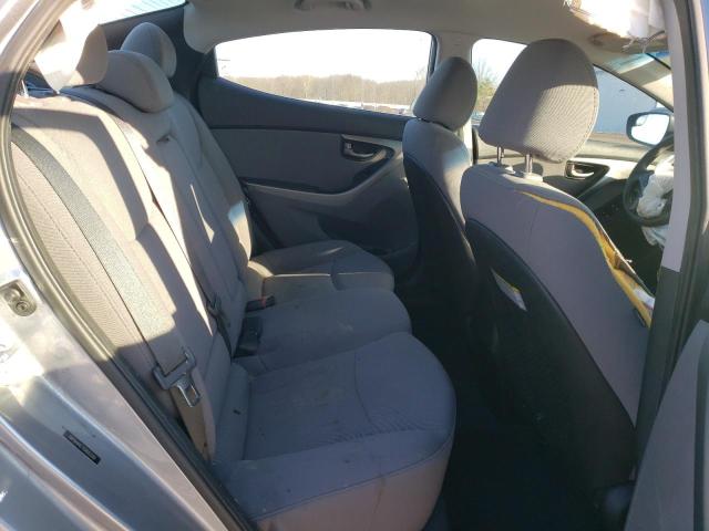 Photo 9 VIN: 5NPDH4AE7GH683260 - HYUNDAI ELANTRA SE 