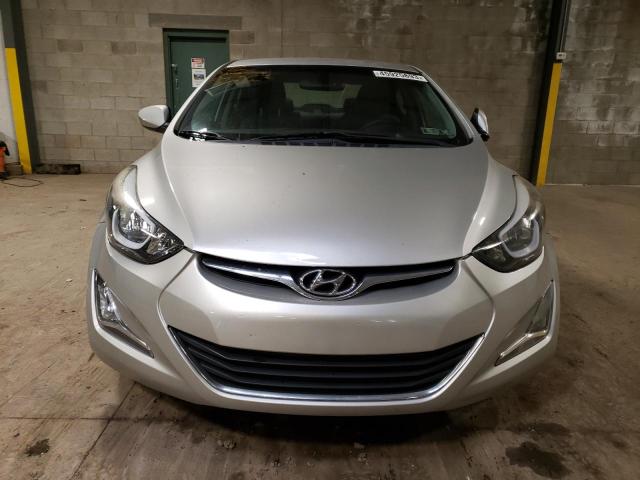 Photo 4 VIN: 5NPDH4AE7GH683825 - HYUNDAI ELANTRA SE 