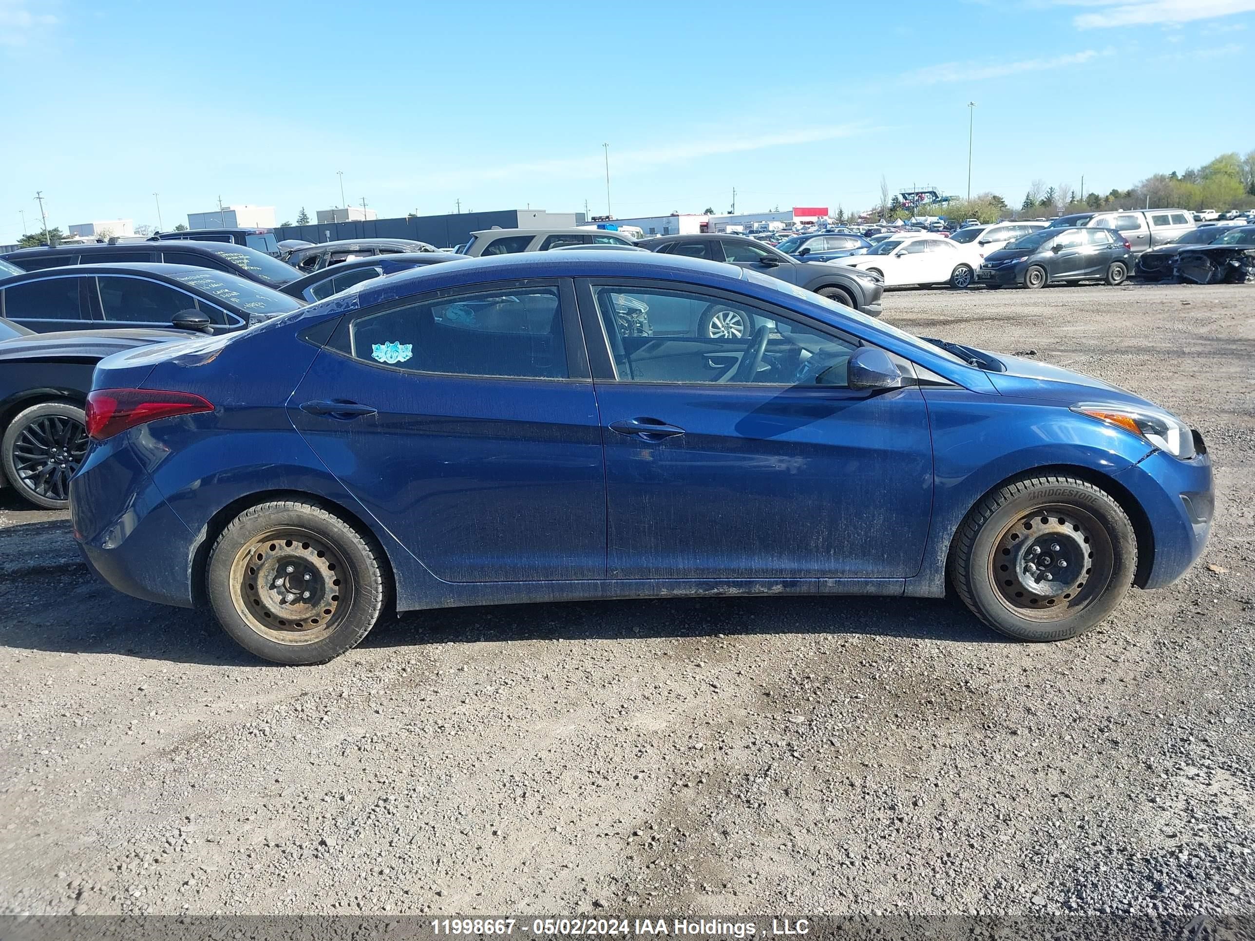 Photo 13 VIN: 5NPDH4AE7GH693044 - HYUNDAI ELANTRA 