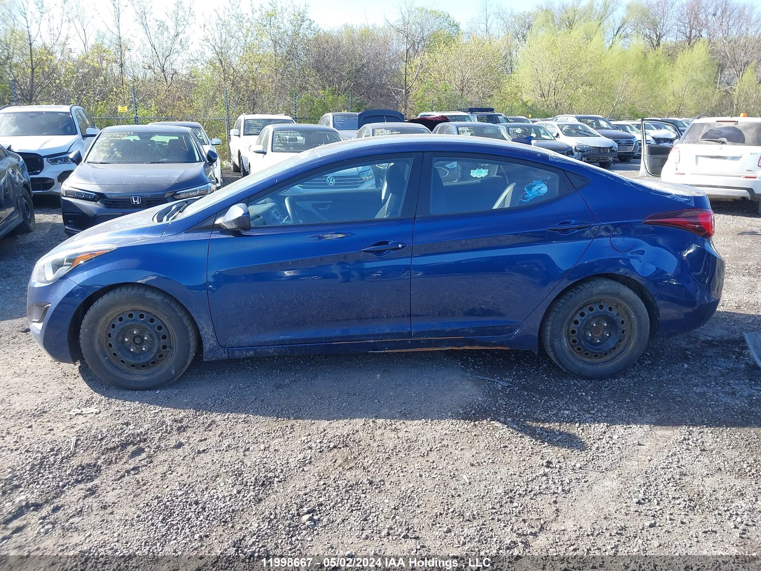 Photo 14 VIN: 5NPDH4AE7GH693044 - HYUNDAI ELANTRA 