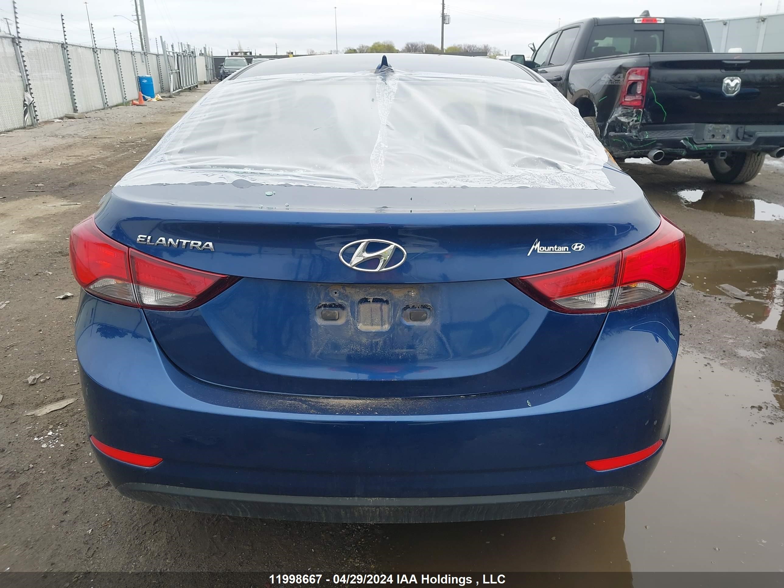 Photo 15 VIN: 5NPDH4AE7GH693044 - HYUNDAI ELANTRA 