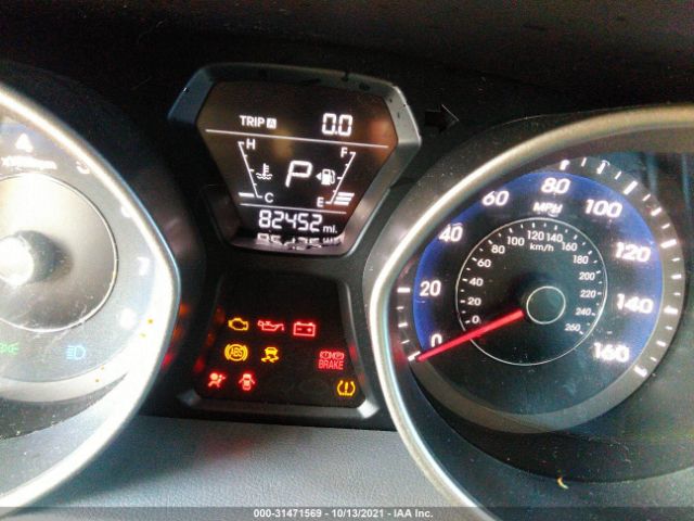 Photo 6 VIN: 5NPDH4AE7GH697546 - HYUNDAI ELANTRA 