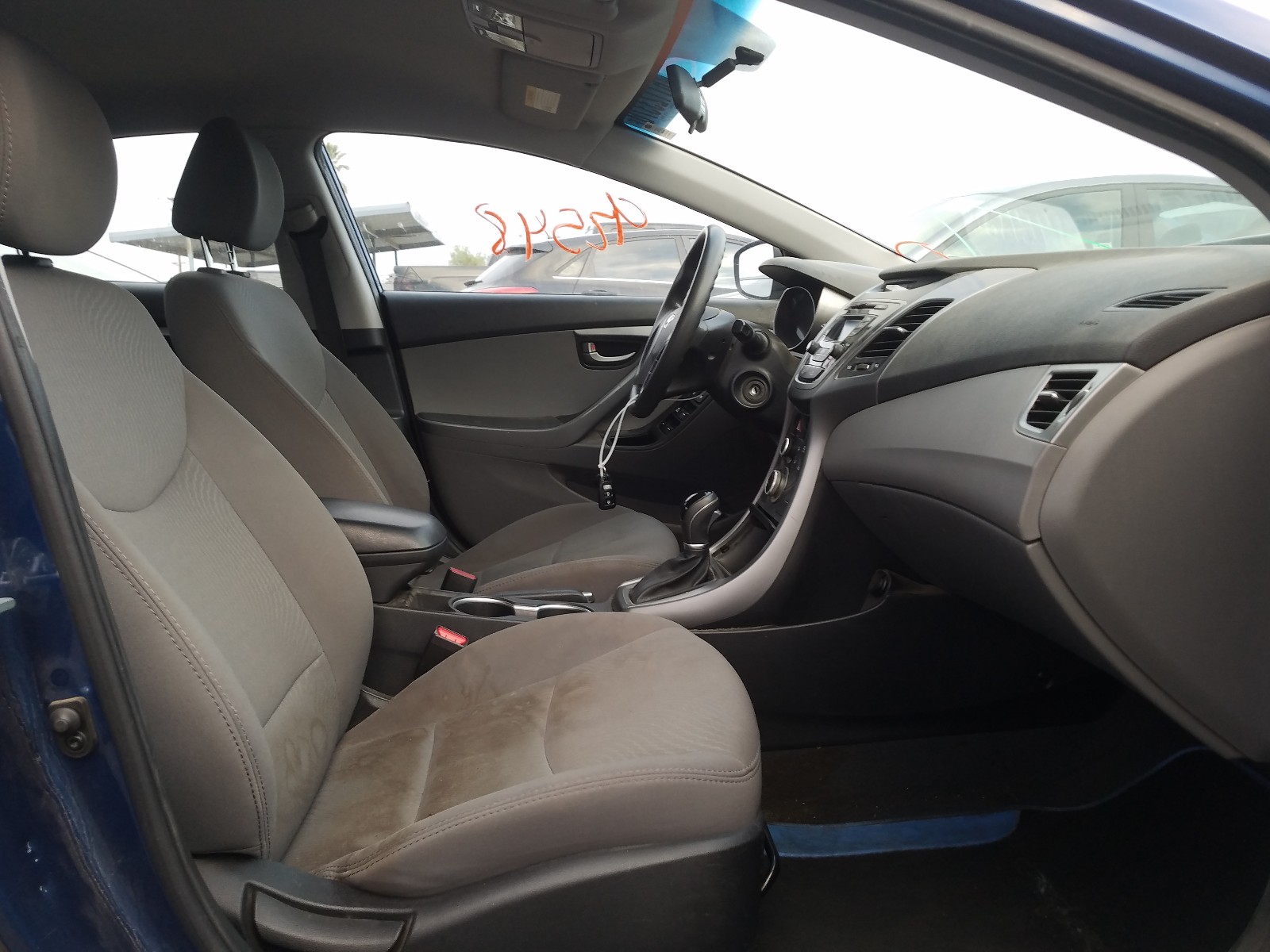 Photo 4 VIN: 5NPDH4AE7GH698521 - HYUNDAI ELANTRA SE 