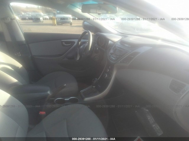 Photo 4 VIN: 5NPDH4AE7GH698955 - HYUNDAI ELANTRA 