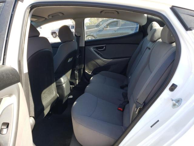 Photo 9 VIN: 5NPDH4AE7GH700218 - HYUNDAI ELANTRA SE 