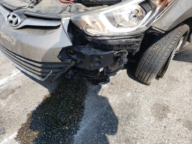 Photo 8 VIN: 5NPDH4AE7GH707444 - HYUNDAI ELANTRA SE 