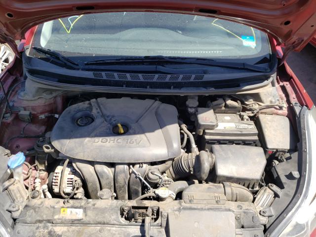 Photo 6 VIN: 5NPDH4AE7GH716581 - HYUNDAI ELANTRA SE 