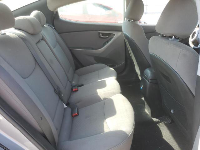 Photo 9 VIN: 5NPDH4AE7GH718329 - HYUNDAI ELANTRA SE 