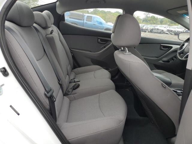 Photo 9 VIN: 5NPDH4AE7GH721621 - HYUNDAI ELANTRA SE 